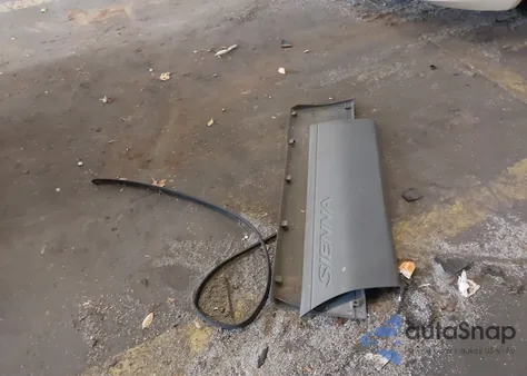 2001 Toyota Sienna Ce z USA, uszkodzony, nr VIN 4T3ZF19C01U321123